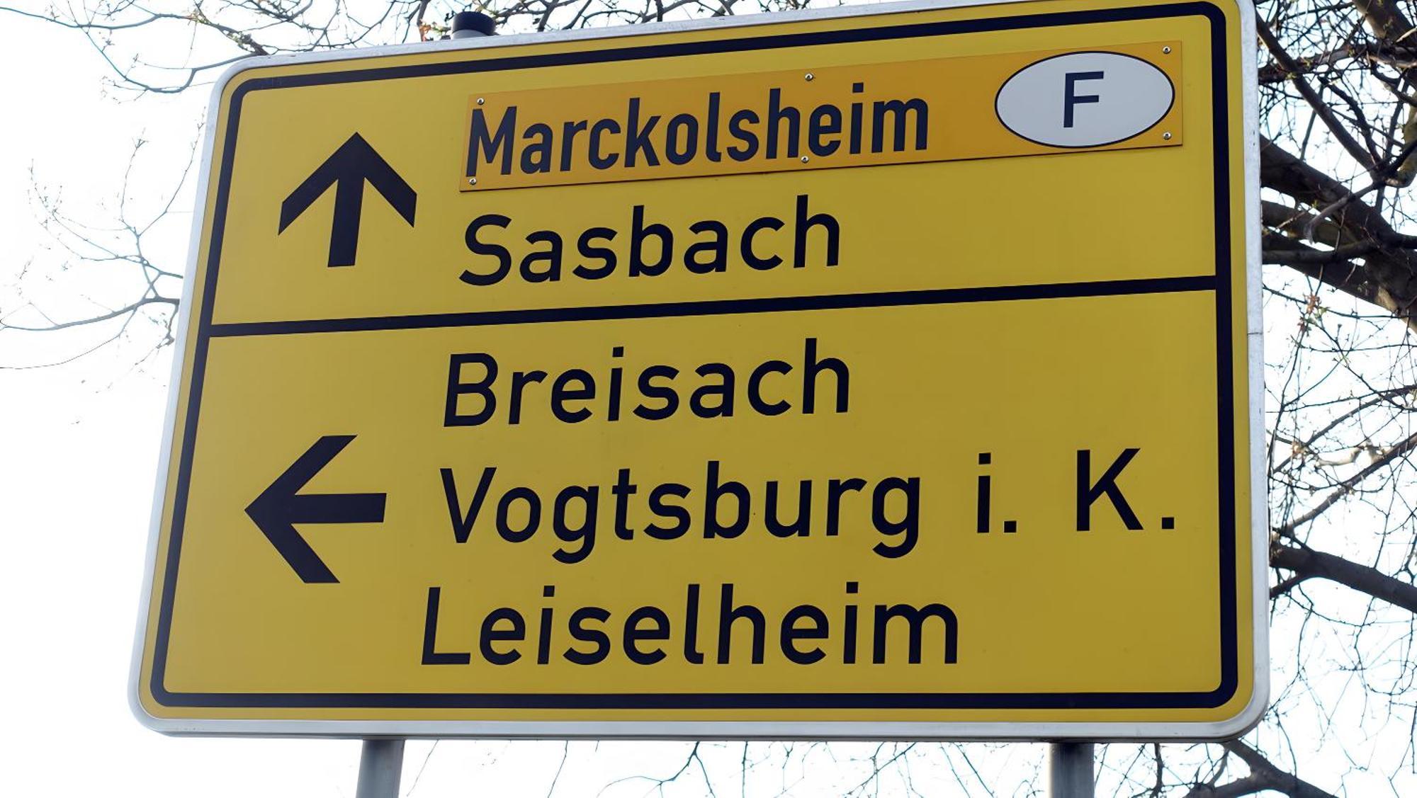 Ferienwohnung Fliegerhorst Endingen am Kaiserstuhl Bagian luar foto