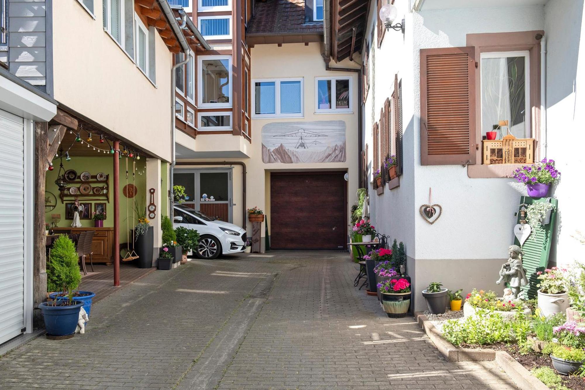 Ferienwohnung Fliegerhorst Endingen am Kaiserstuhl Bagian luar foto